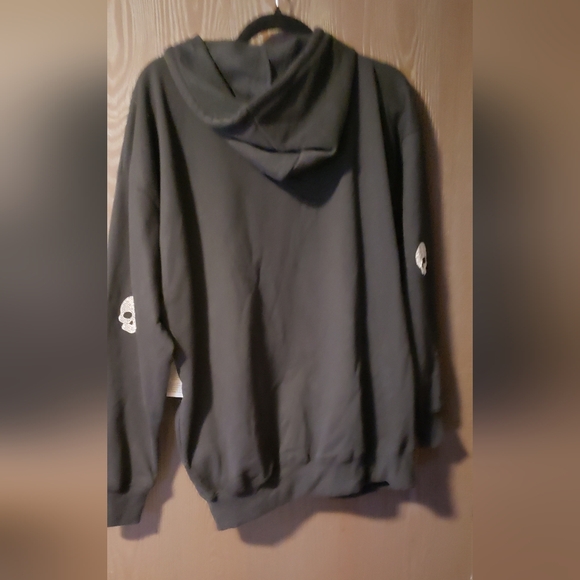 No Boundaries Black Wild At Heart Skull Hoodie - Picture 4 of 7